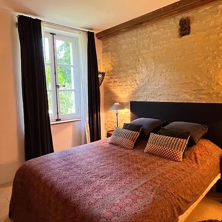 Au Pavillon Du Chateau - & Juno * Bernieres-sur-Mer